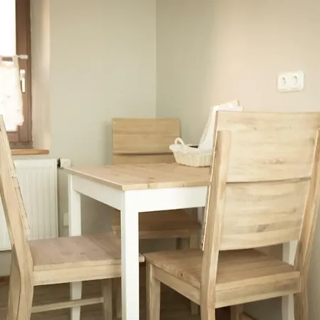 Moments Cafe & Apartmenthaus Thurnau Exterior photo