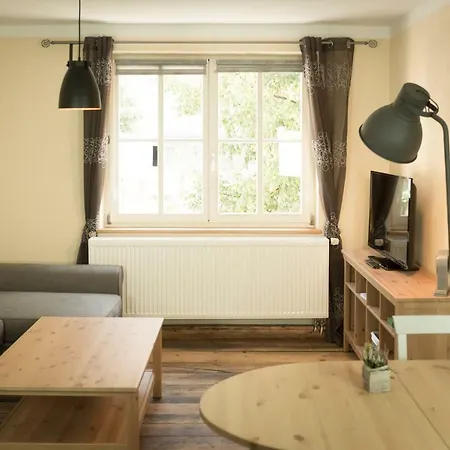 Moments Cafe & Apartmenthaus Thurnau Exterior photo