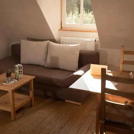 Moments Cafe & Apartmenthaus Thurnau Exterior photo